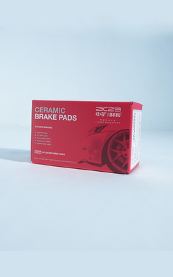 Pads de travão de cerâmica revestidos com pó para maior durabilidade, redução de ruído e resistência ao calor