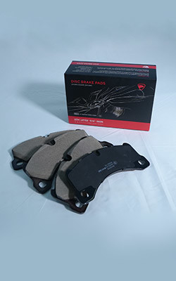 Posição frontal Toyota Brake Pad Set Interchange Part Number ACT1210 Espessura do material de atrito 0,5 polegadas