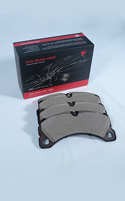 Chamfer Design Silent Design Disc Brake Pad Set Para Melhorar o Poder de Paragem Upc 123456789012