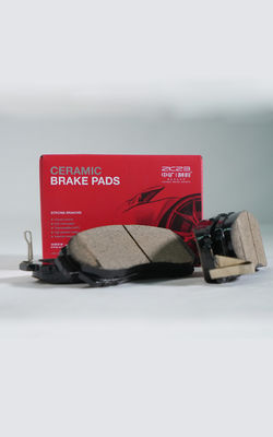 Heatresistance Up To 600°C Disc Brake Pad Set Silent Design Chamfer Design Package Quantity 1 Set 4 Pieces Durable Performance