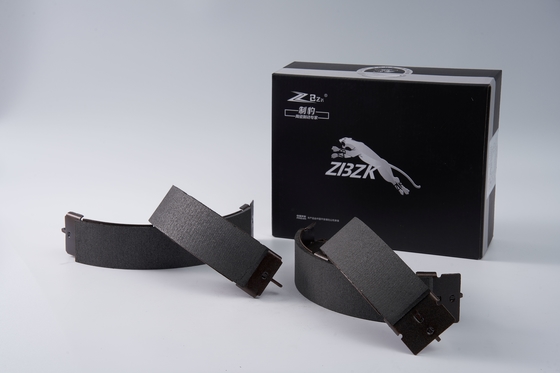 Ford Low Noise Ceramic Drum Brake Pad LR003657 VAG Kit de montagem de travões de tambor