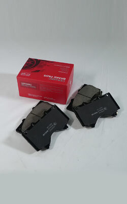 Wear Indicator Included Ceramic Brake Pad Heat Resistant Ideal for Commercial Trucks and Heavy Equipment Braking Systems